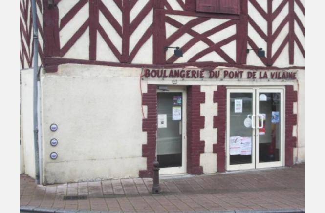 Pose de repères de crues 